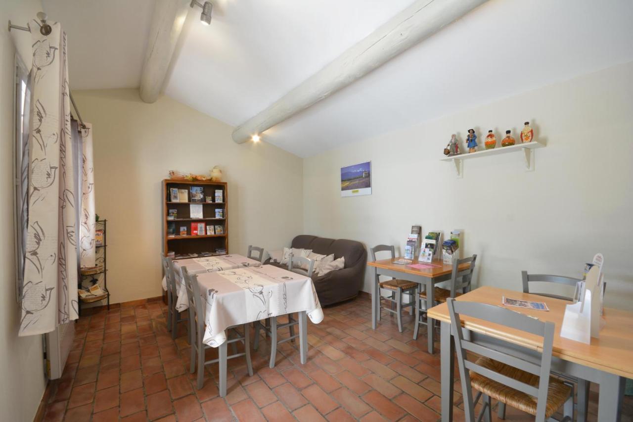 Chambre D'Hotes Au Vieux Chene Grillon Εξωτερικό φωτογραφία